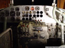 ein altes cockpit || foto details: 2005-10-01, innsbruck / austria, Sony Cybershot DSC-F717.