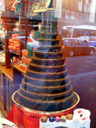 a chocolate fountain. 2005-12-09, Sony Cybershot DSC-F717.