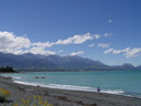 rocky beach in kaikoura. 2006-01-02, Sony Cybershot DSC-F717.