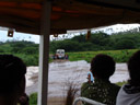 der erste versuch, nach bouma zu fahren: überflutete strasse || foto details: 2006-01-13, naselesele, taveuni, fiji, Sony DSC-F717.