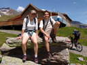 alice und ich bei der sch&ouml;nwiesh&uuml;tte (2268 m)