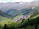 obergurgl von oben (mit hochgurgl im hintergrund) || foto details: 2007-06-10, rotmoos valley, austria, Sony F828.