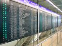 flughafen zeitplan || foto details: 2007-08-30, frankfurt airport, germany, Sony F828.