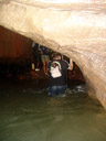 in teilen der höhle mussten wir durch hüfthohes wasser waten || foto details: 2008-08-31, khao sok national park, thailand, Sony F828. keywords: namtaloo cave