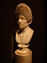 erinnert das noch jemanden an kellog's fruit loops? römische skulptur und portraits || foto details: 2008-09-21, vienna, austria, Sony F828. keywords: kunsthistorisches museum wien, vienna