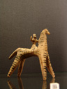 eine sache der proportionen: reiter auf pferd (böotisch, 6. jh. v. chr.) || foto details: 2008-09-21, vienna, austria, Sony F828. keywords: kunsthistorisches museum wien, vienna