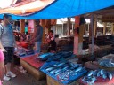 tomohon market: fresh fish.. 2011-08-25 02:32:31, DSC-F828.