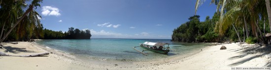 panorama: a picture from paradise. malenge indah cottages, pulau malenge, togian islands.