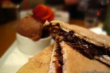 chocolate marshmallow pizza with chocolate gelato at embers, richmond nsw